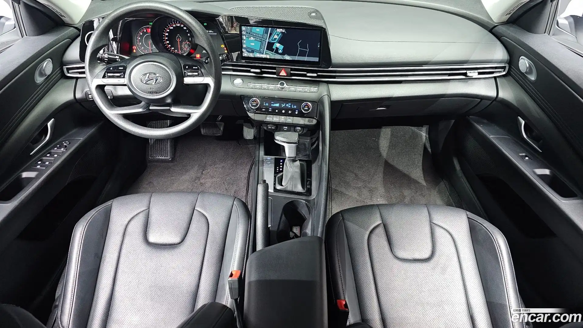 AVANTE Hyundai 2022.4-INNER-007