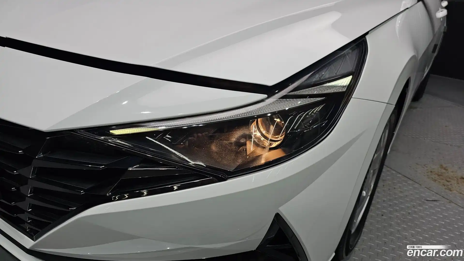 AVANTE Hyundai 2022.4-OUTER-032