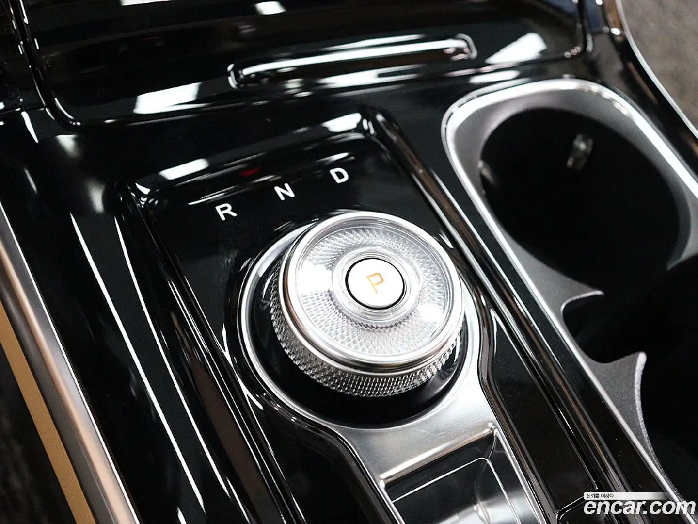 Canival Kia 2021.2-INNER-009