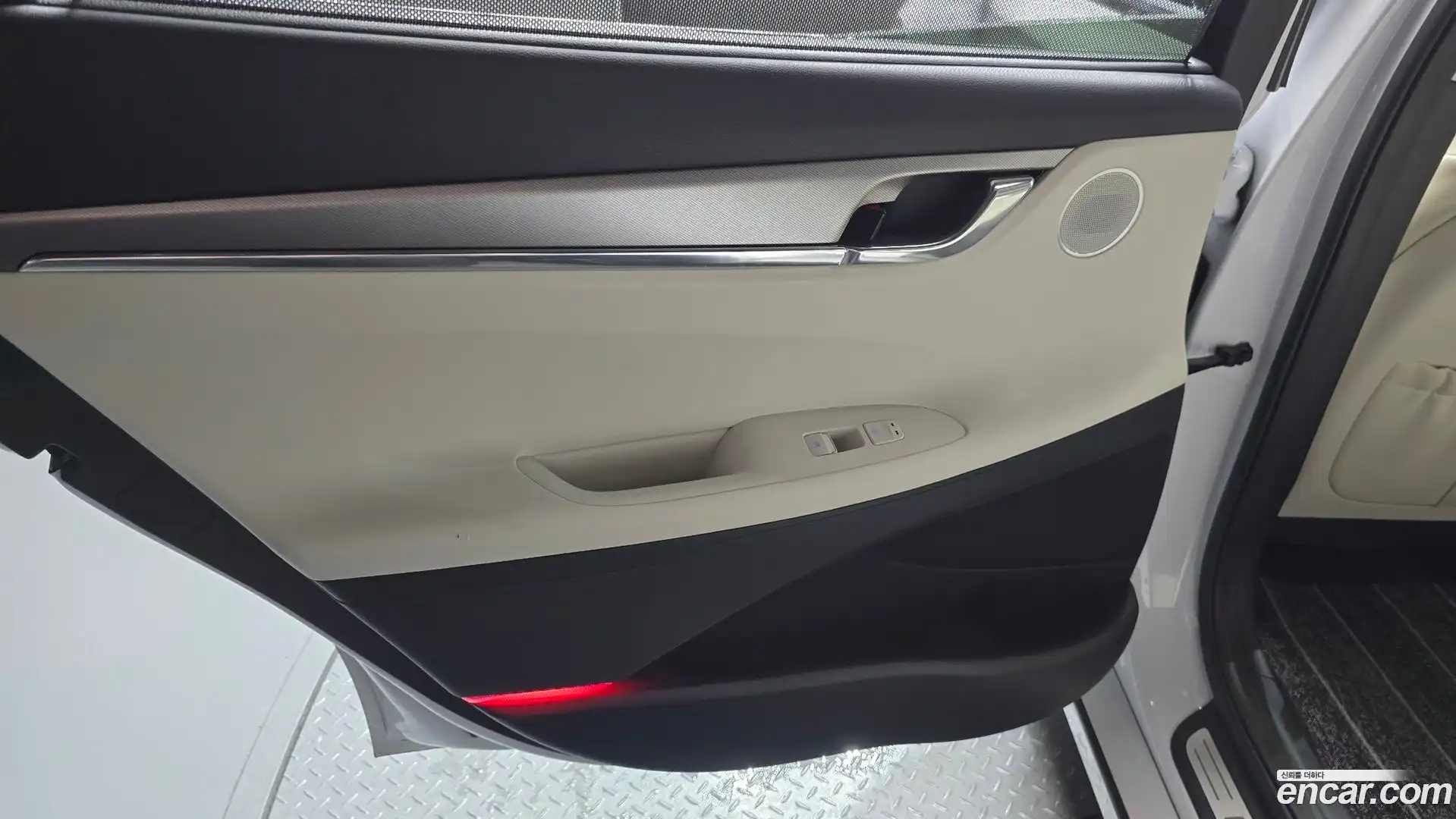 Grandeur Hyundai 2022.11-INNER-035
