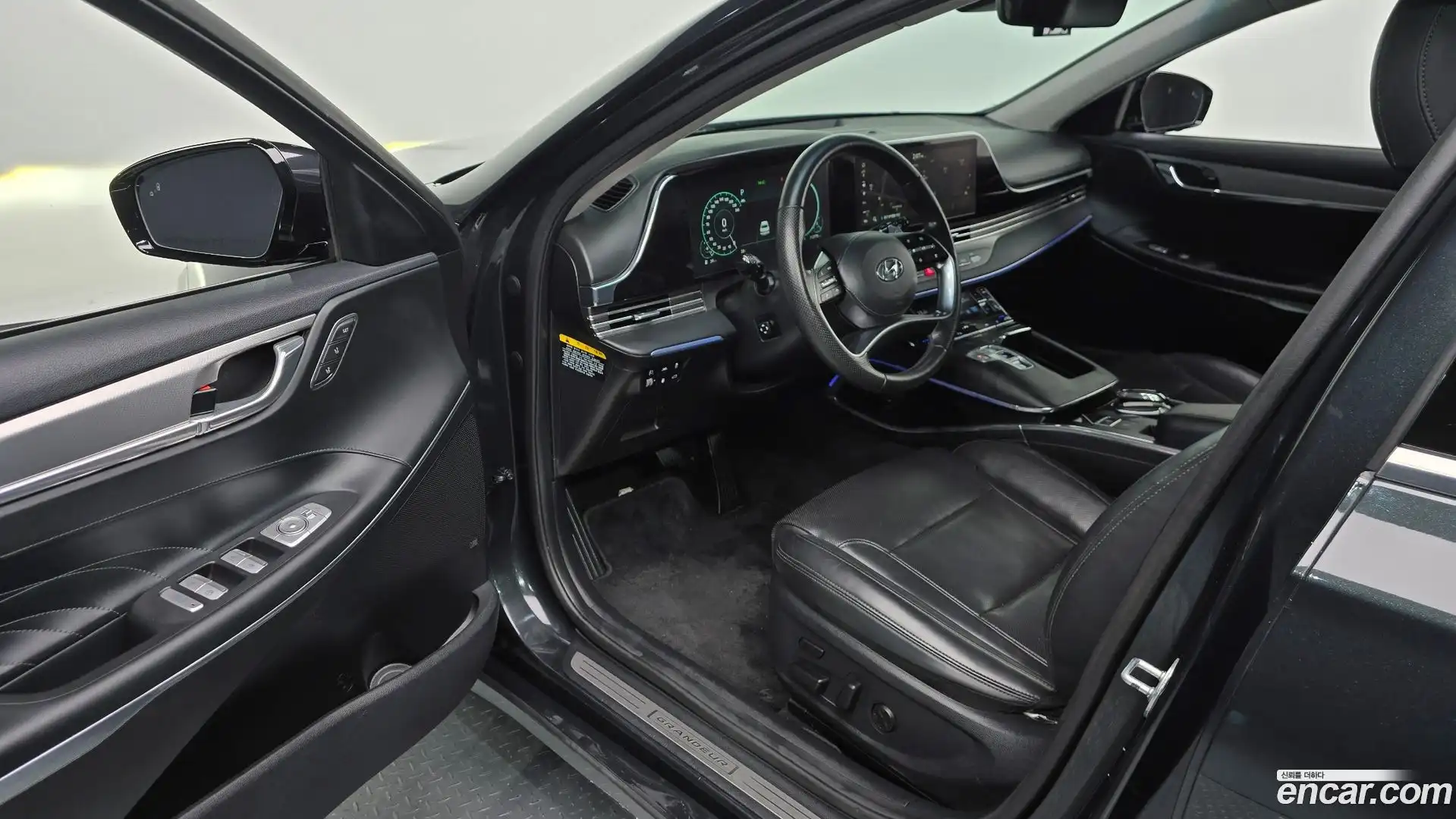 Grandeur Hyundai 2020.5-INNER-010