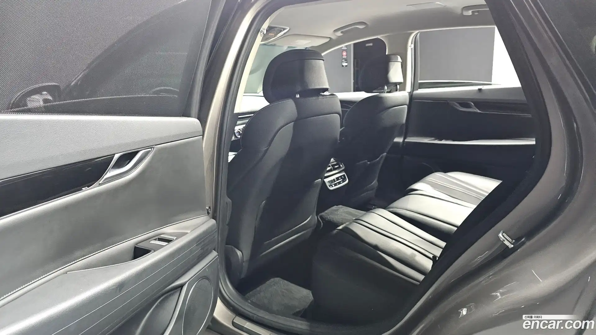 G80 Genesis 2021.4-INNER-036