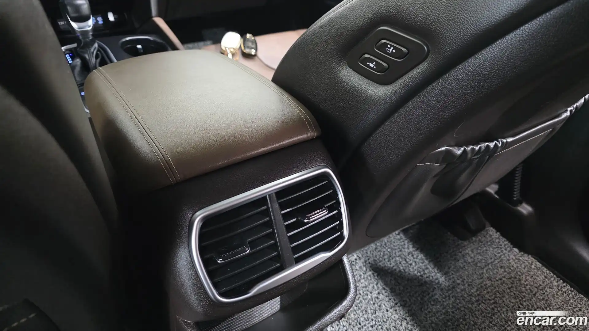 Santafe Hyundai 2018.5-OPTION-043