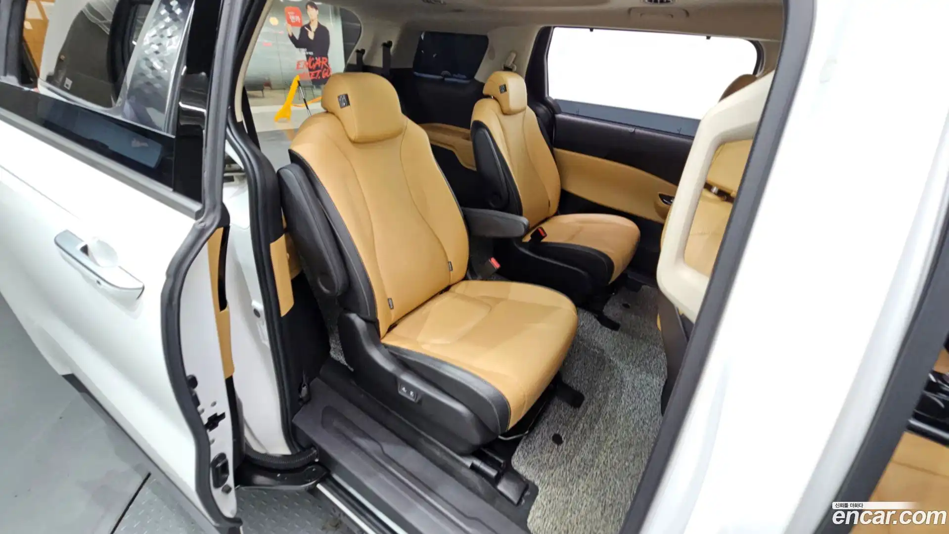 Canival Kia 2020.9-OPTION-015