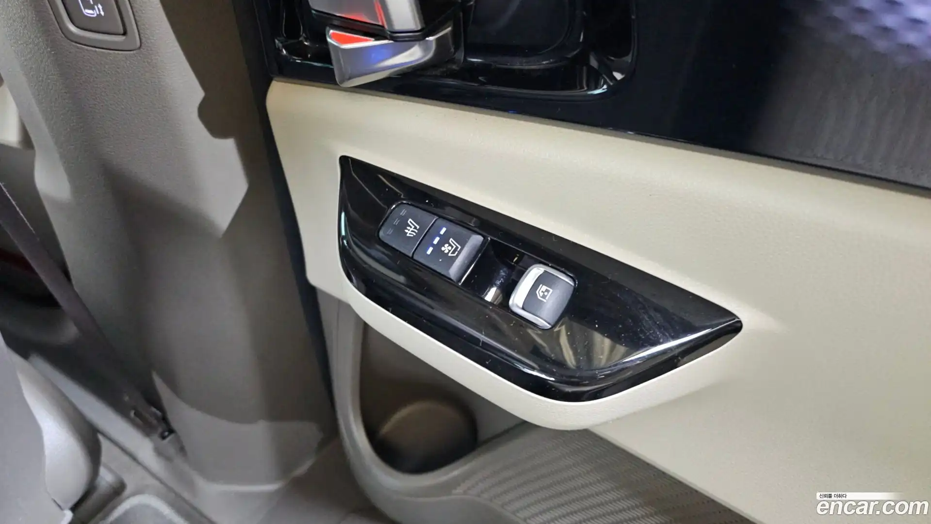 Canival Kia 2021.1-OPTION-024