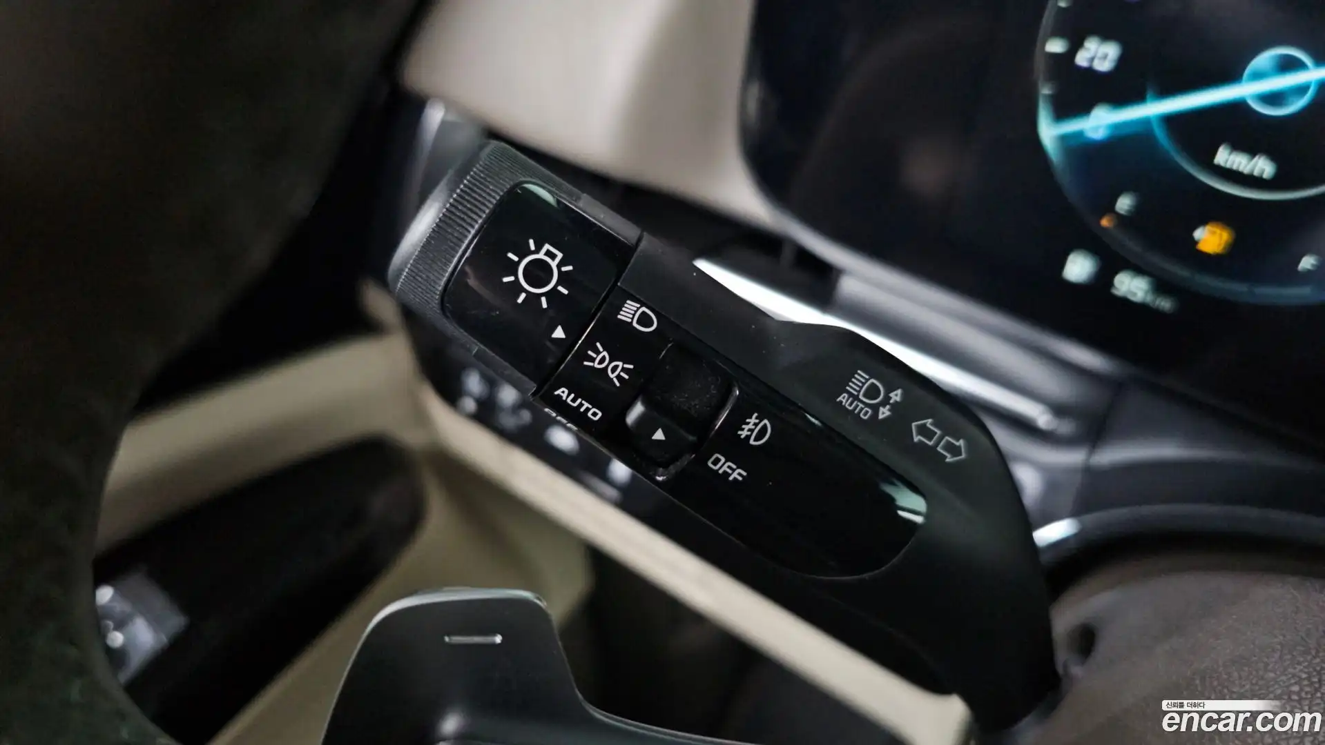 Canival Kia 2021.1-OPTION-044