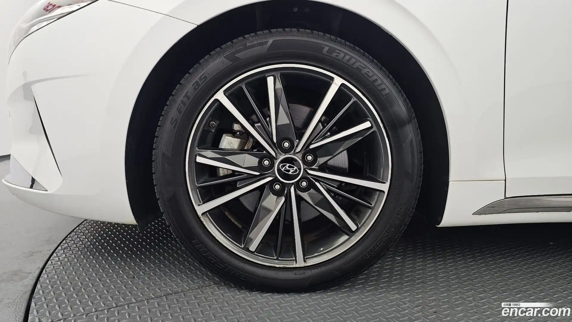 Grandeur Hyundai 2022.4-OUTER-005