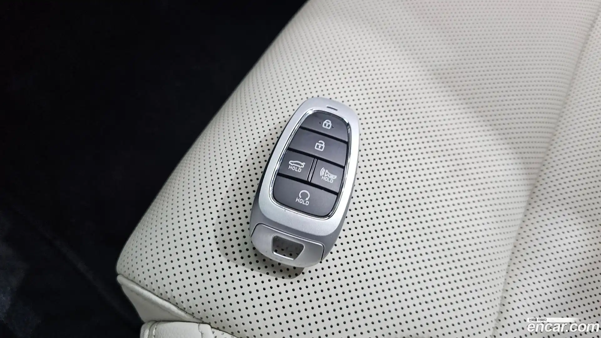 Grandeur Hyundai 2022.4-OPTION-019