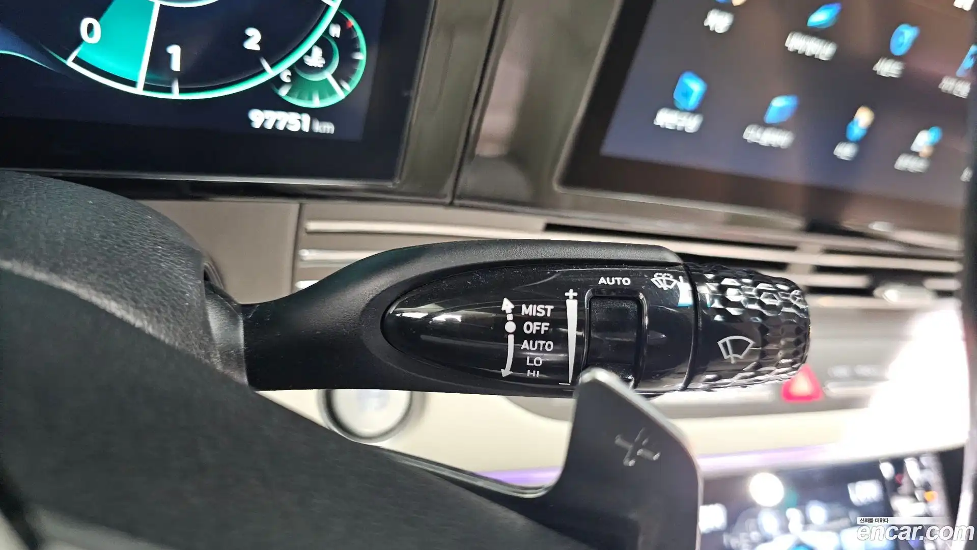 Grandeur Hyundai 2022.4-OPTION-040