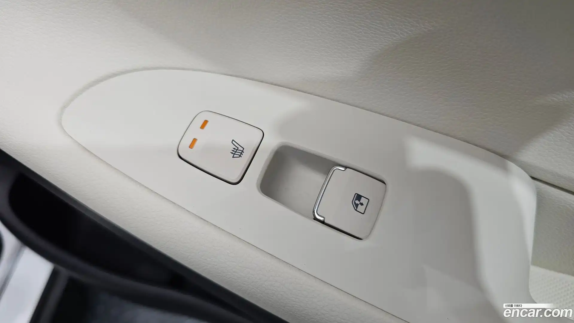 Grandeur Hyundai 2022.4-OPTION-044