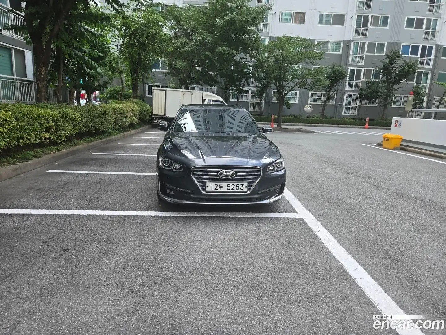 Grandeur Hyundai 2017.1-OUTER-001