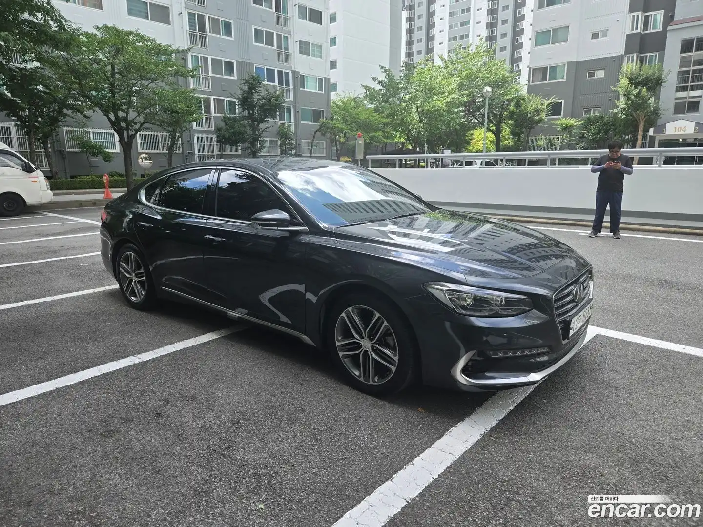 Grandeur Hyundai 2017.1-OUTER-003