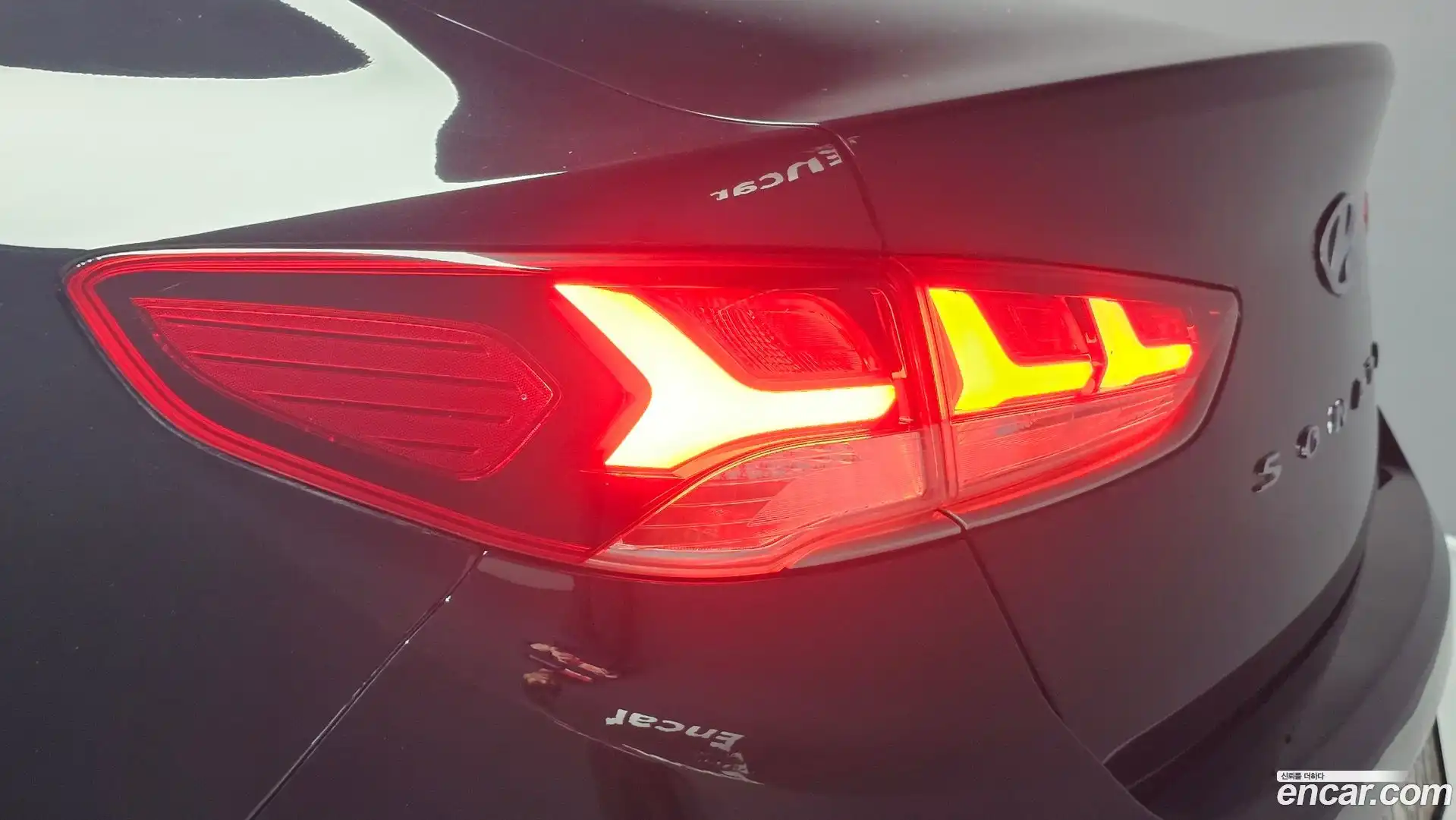 Sonata Hyundai 2018.1-OUTER-033