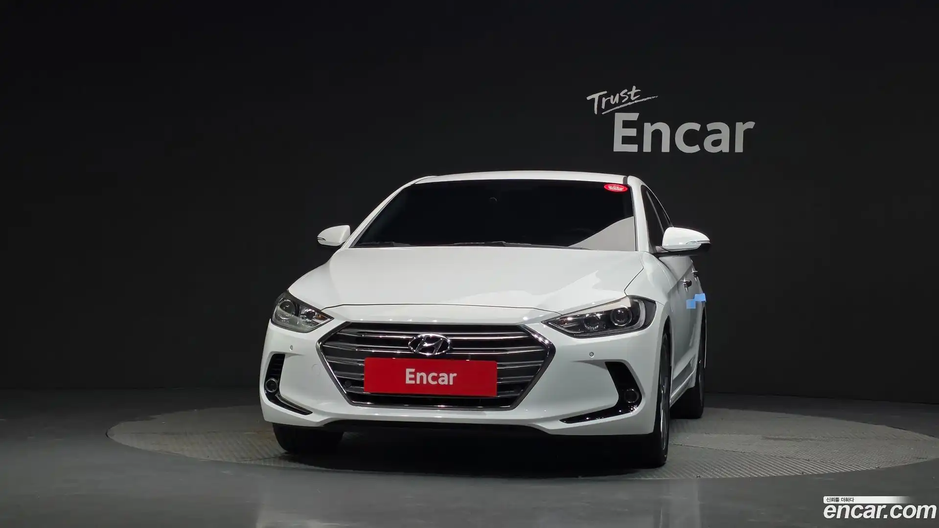 AVANTE Hyundai 2015.11-OUTER-003