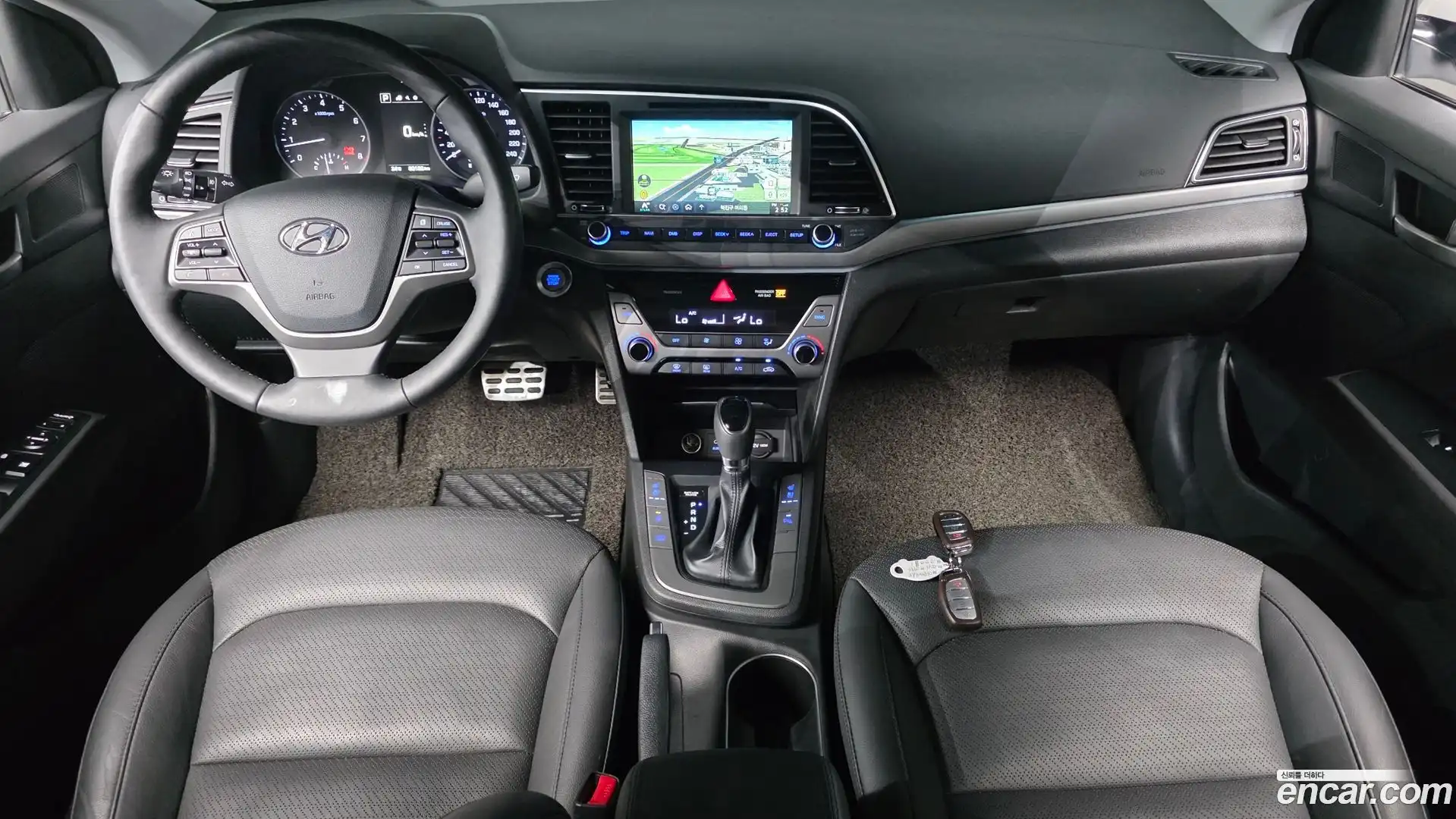 AVANTE Hyundai 2015.11-INNER-007