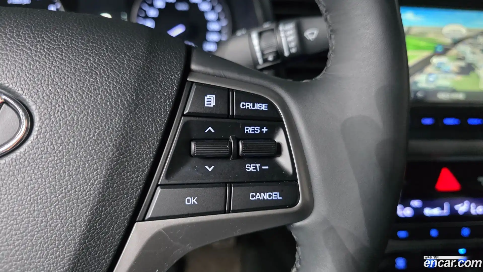 AVANTE Hyundai 2015.11-OPTION-018