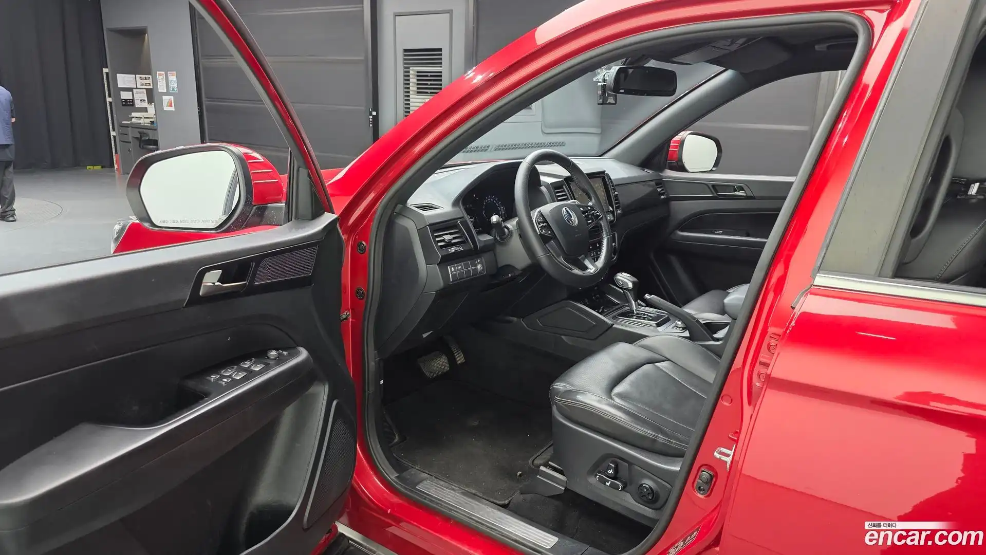 Rexton KG Mobility 2020.5-INNER-010