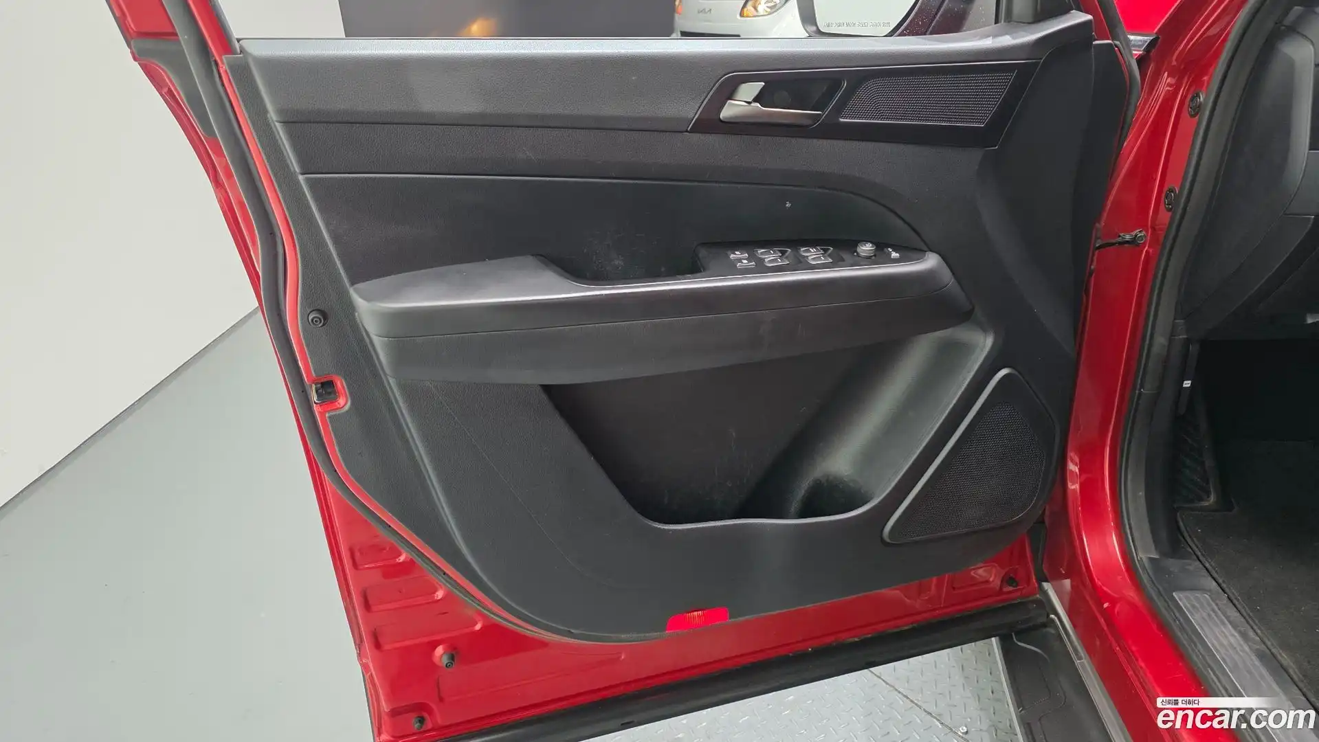Rexton KG Mobility 2020.5-INNER-034