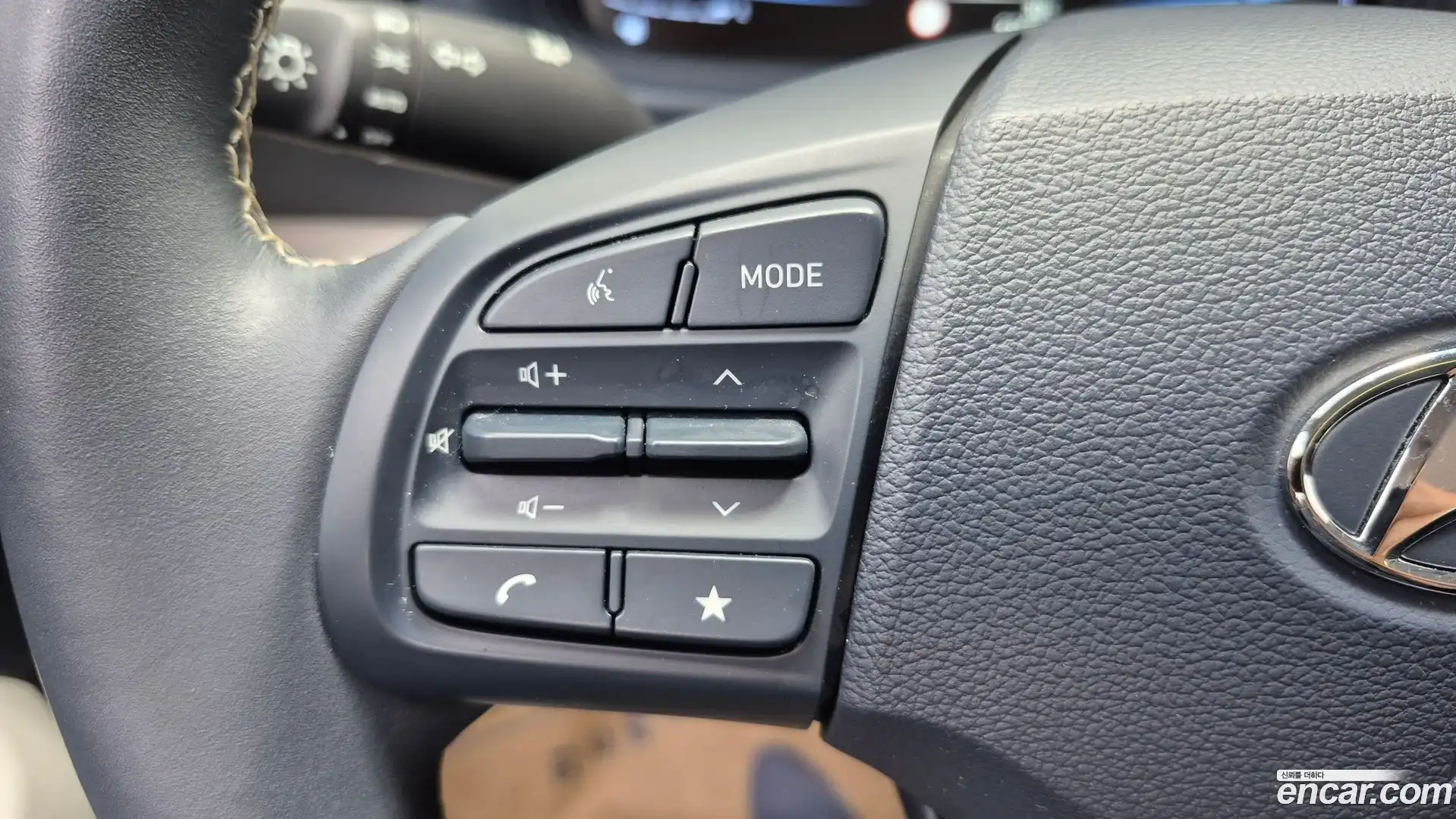 Venue Hyundai 2022.11-OPTION-021