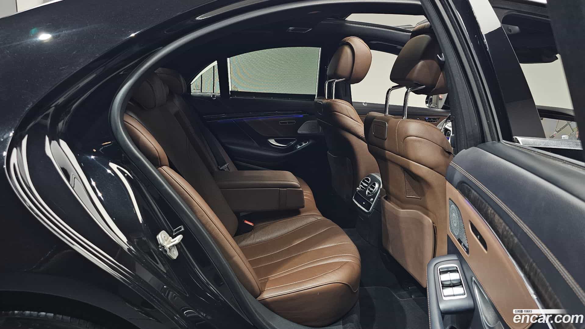 S-Class Mercedes-Benz 2017.8-OPTION-015