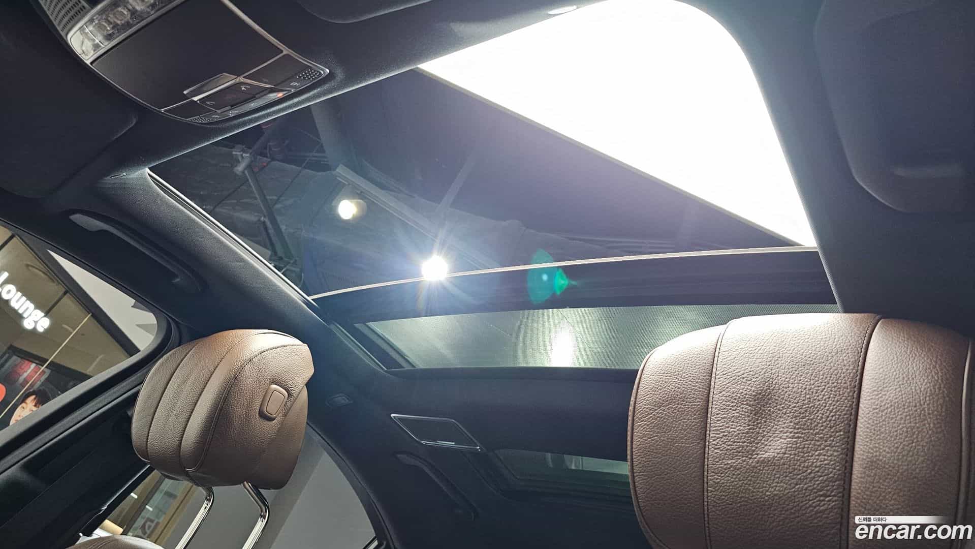 S-Class Mercedes-Benz 2017.8-OPTION-022