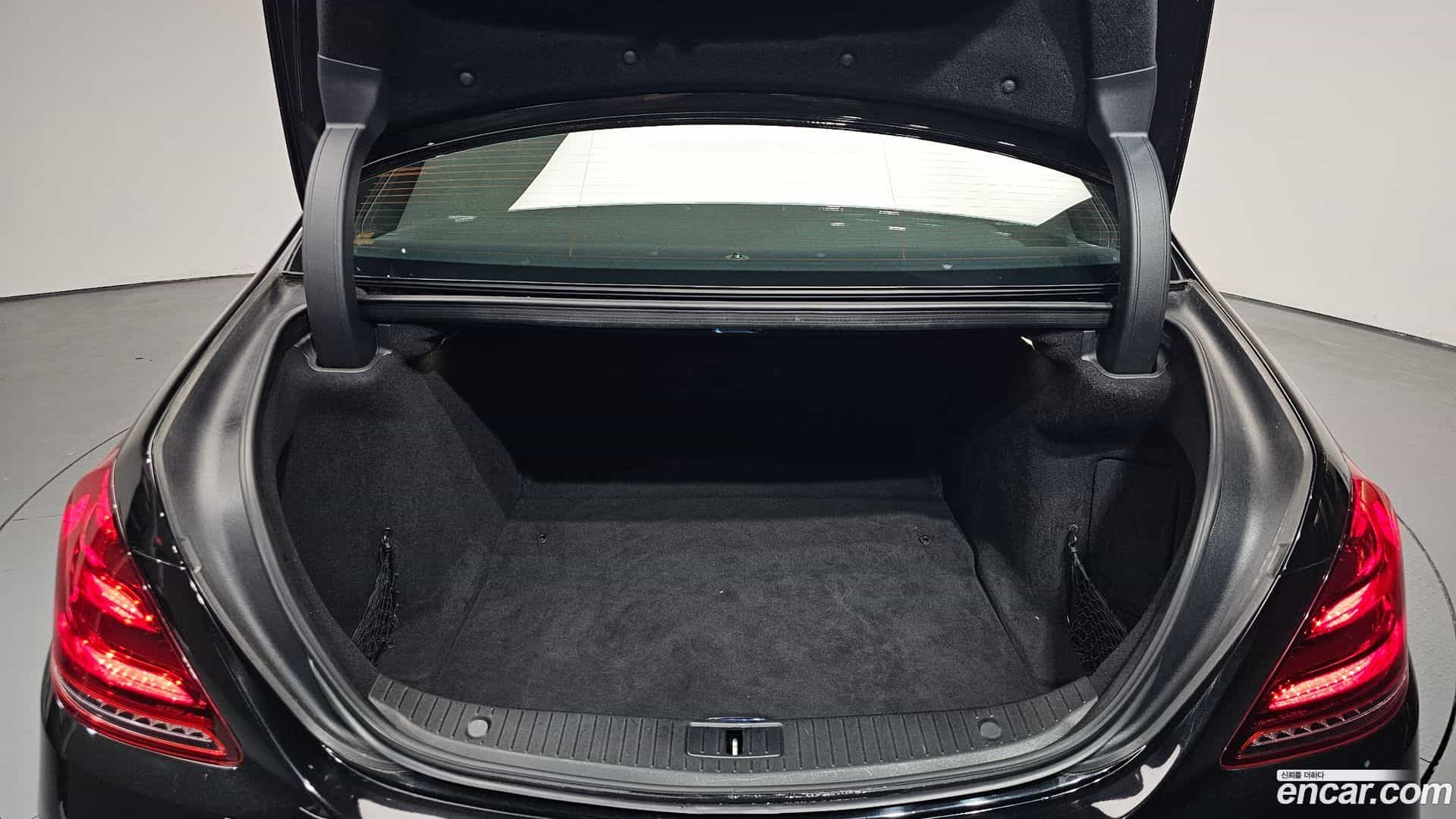 S-Class Mercedes-Benz 2017.8-OPTION-024