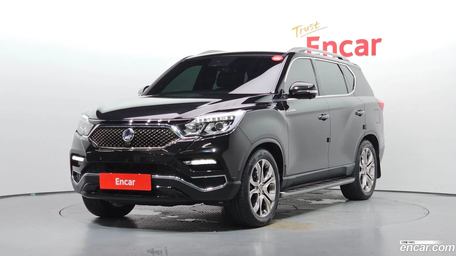 Main__Slider__Photo:Rexton KG Mobility 2019.2-0