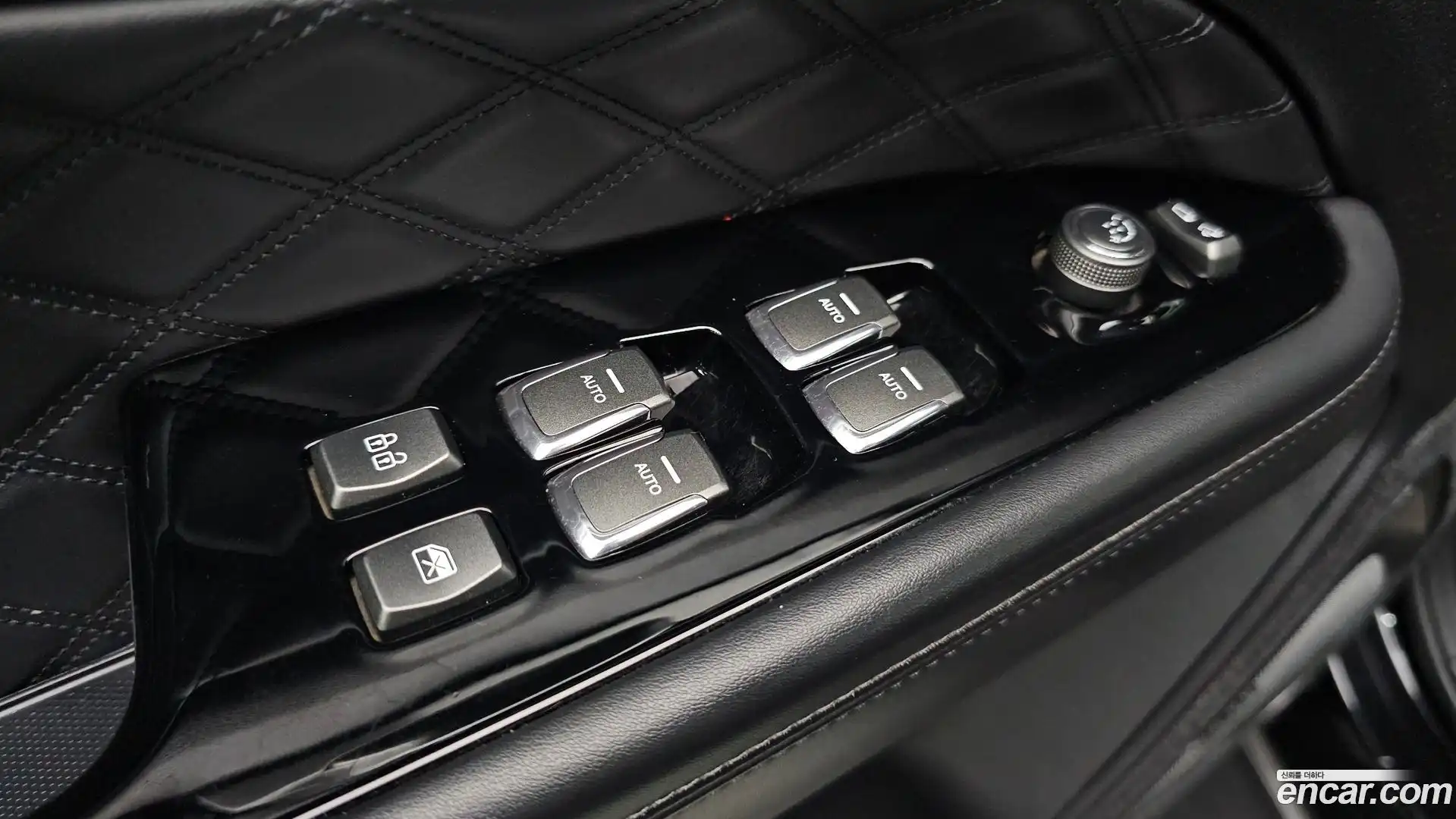 Rexton KG Mobility 2019.2-OPTION-021