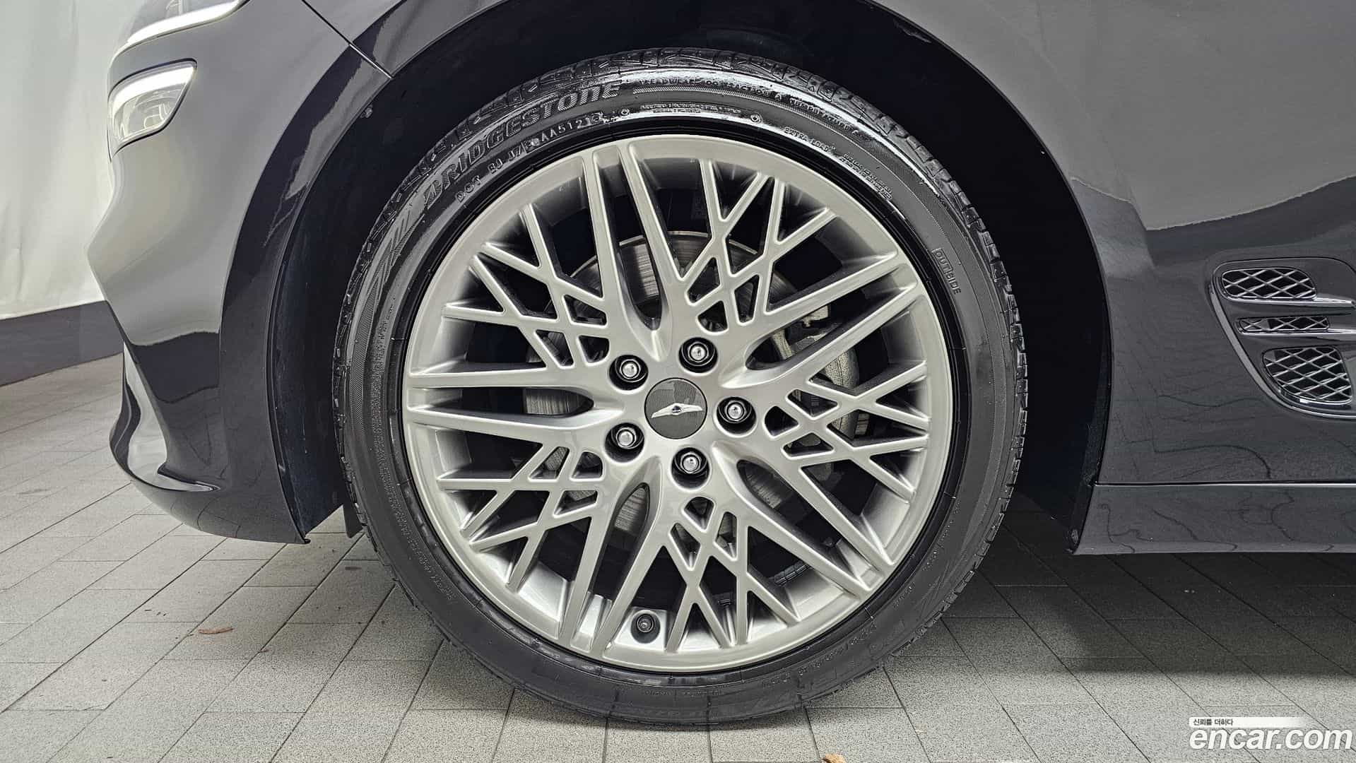 G70 Genesis 2022.2-OUTER-005