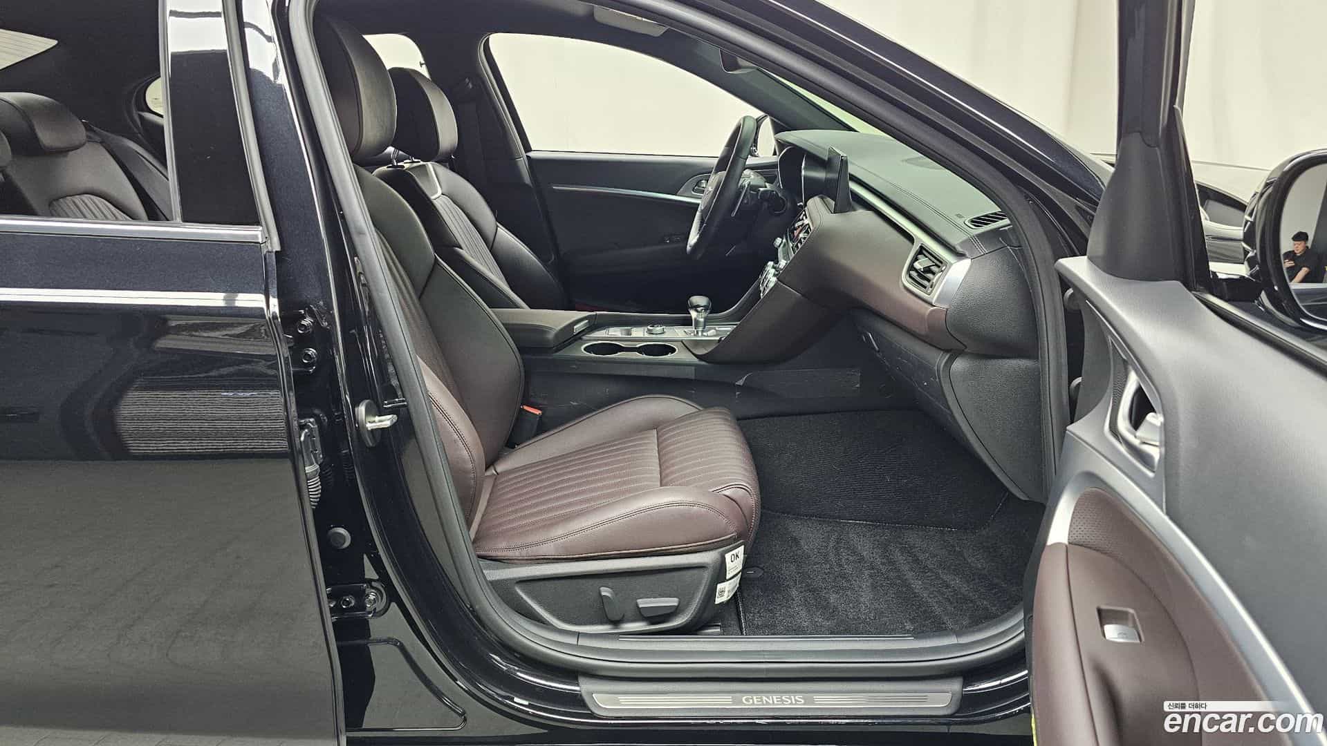 G70 Genesis 2022.2-INNER-036
