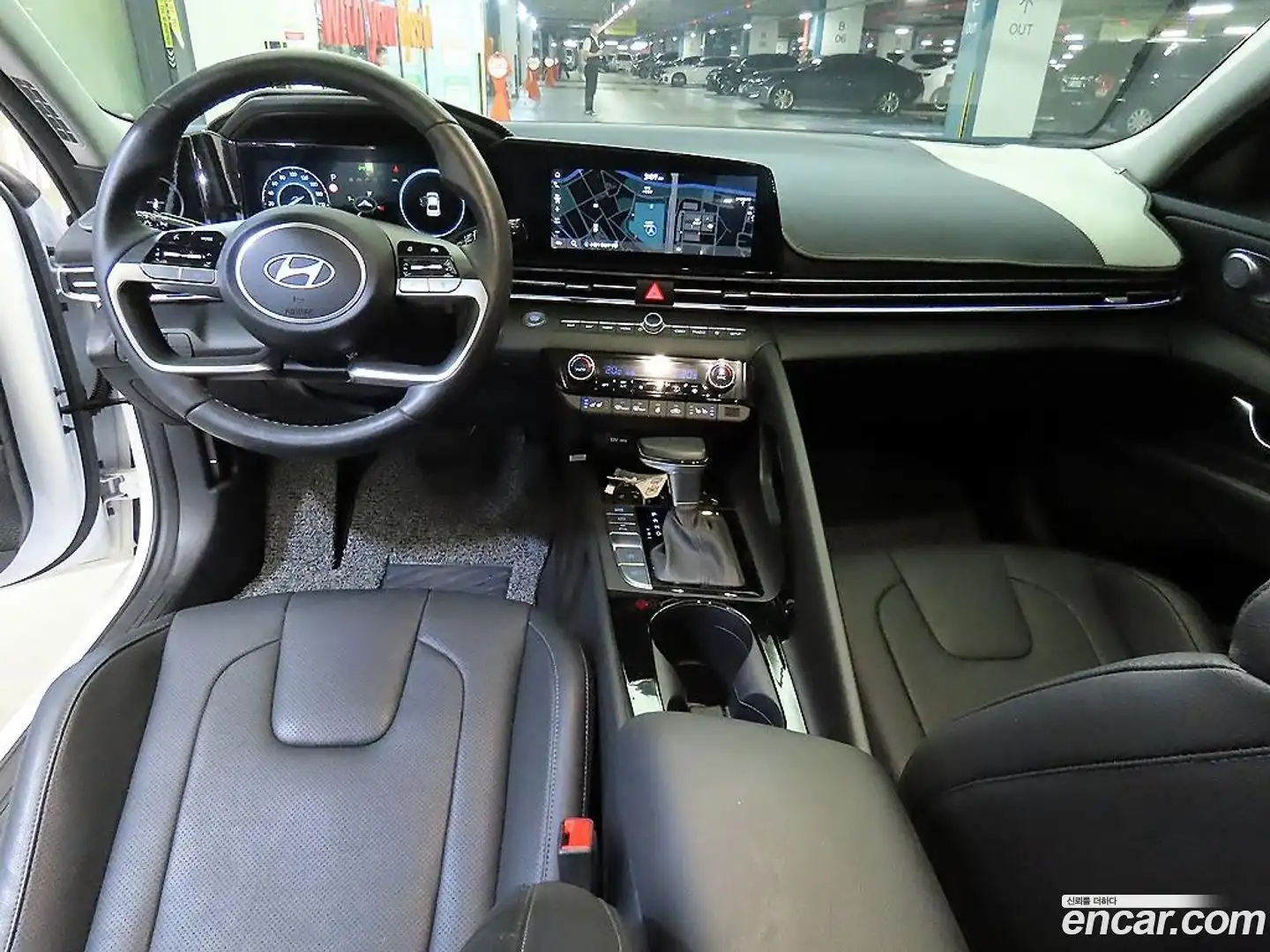 AVANTE Hyundai 2024.4-INNER-010