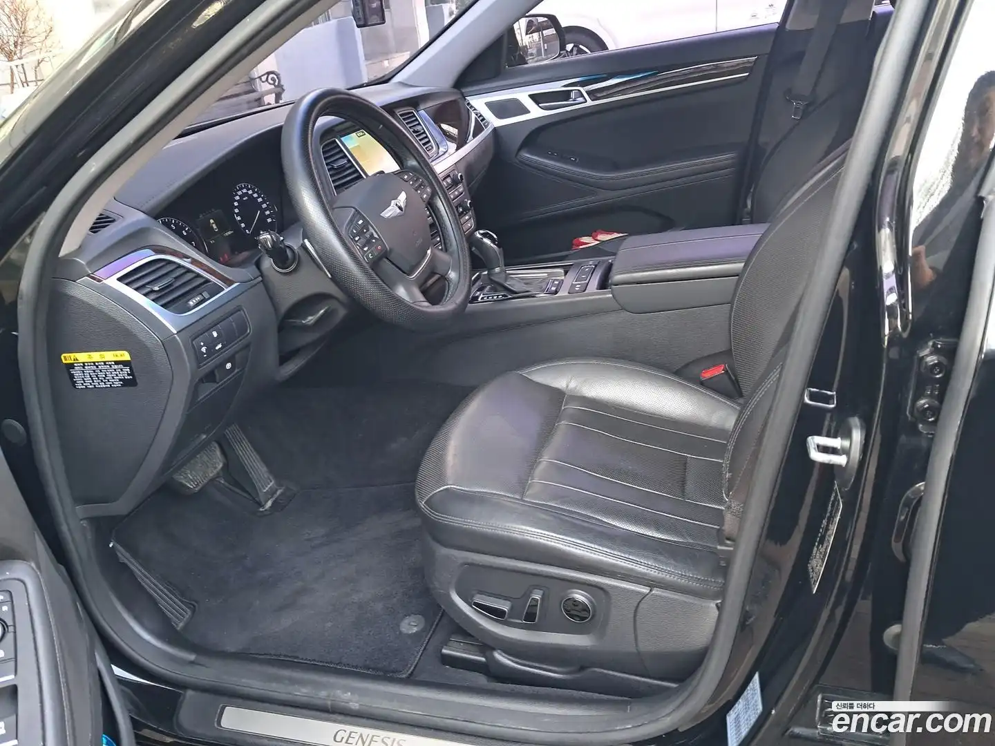 Genesis Hyundai 2015.6-INNER-008