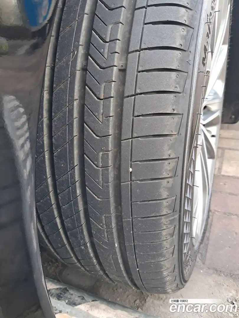 Genesis Hyundai 2015.6-OPTION-017