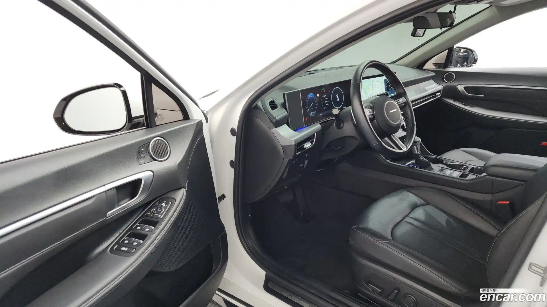 Sonata Hyundai 2023.6-INNER-010