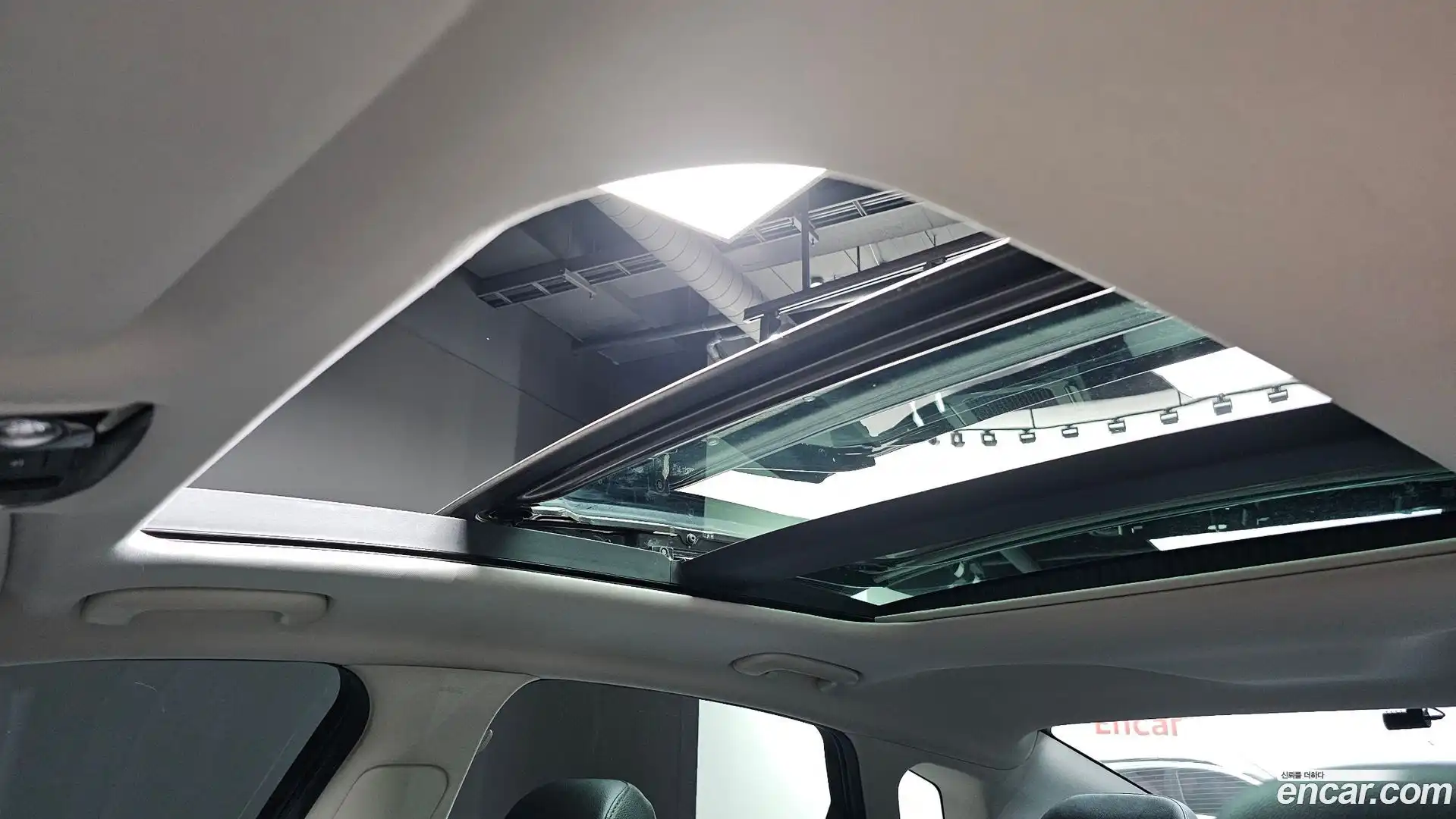 K8 Kia 2023.2-OPTION-024