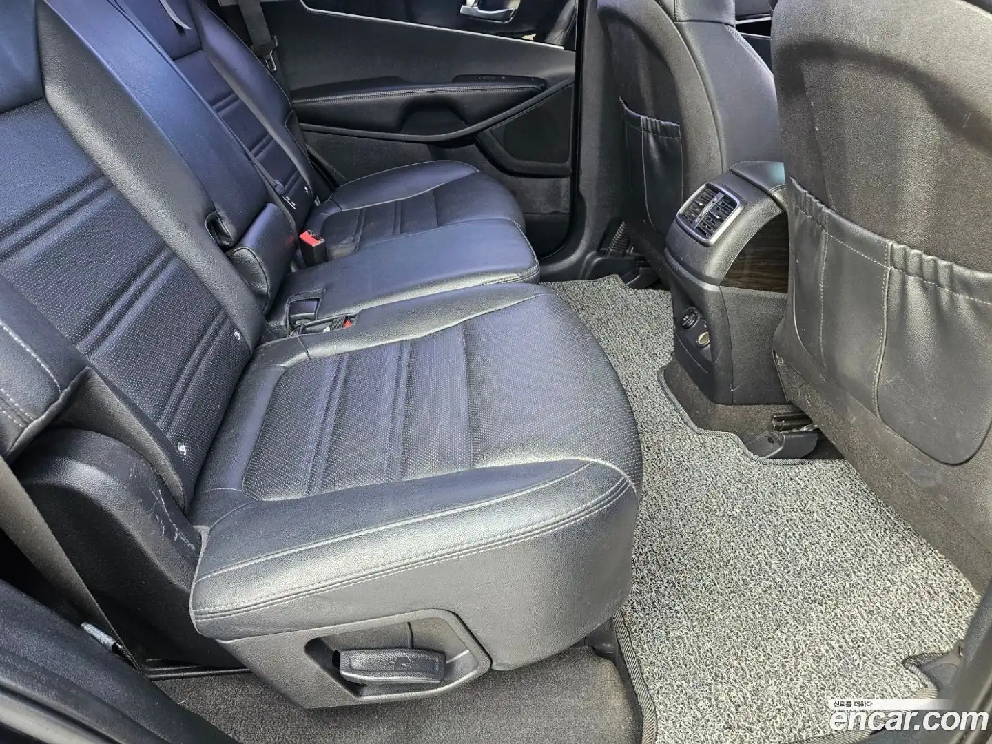 Sorento Kia 2017.8-INNER-007