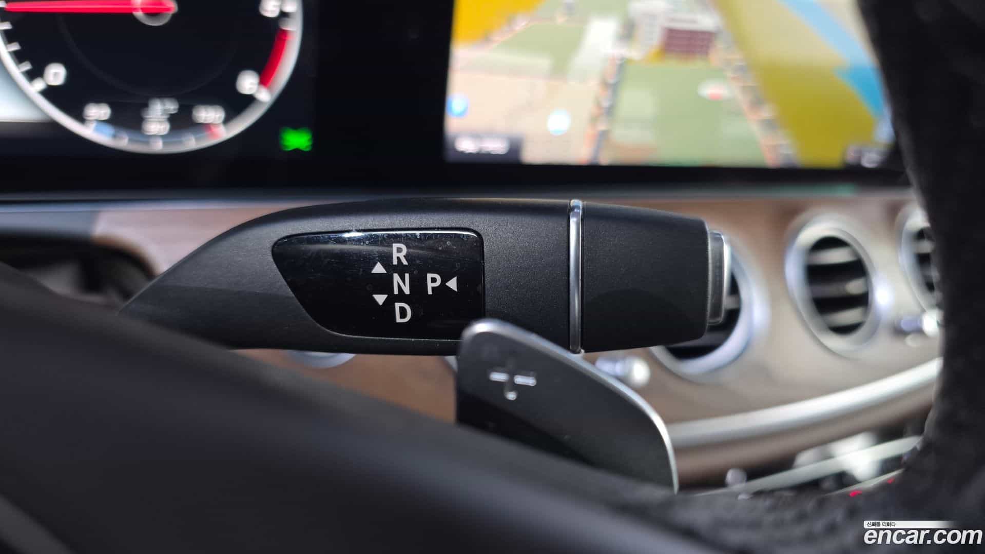 E-Class Mercedes-Benz 2018.6-INNER-009