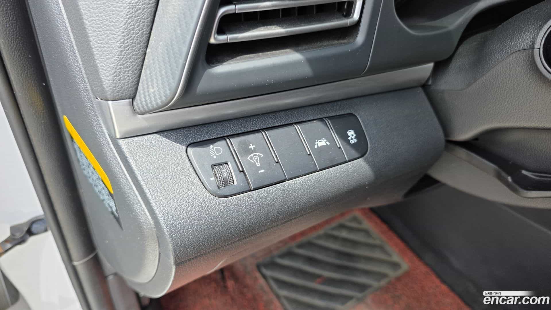 AVANTE Hyundai 2019.4-OPTION-017