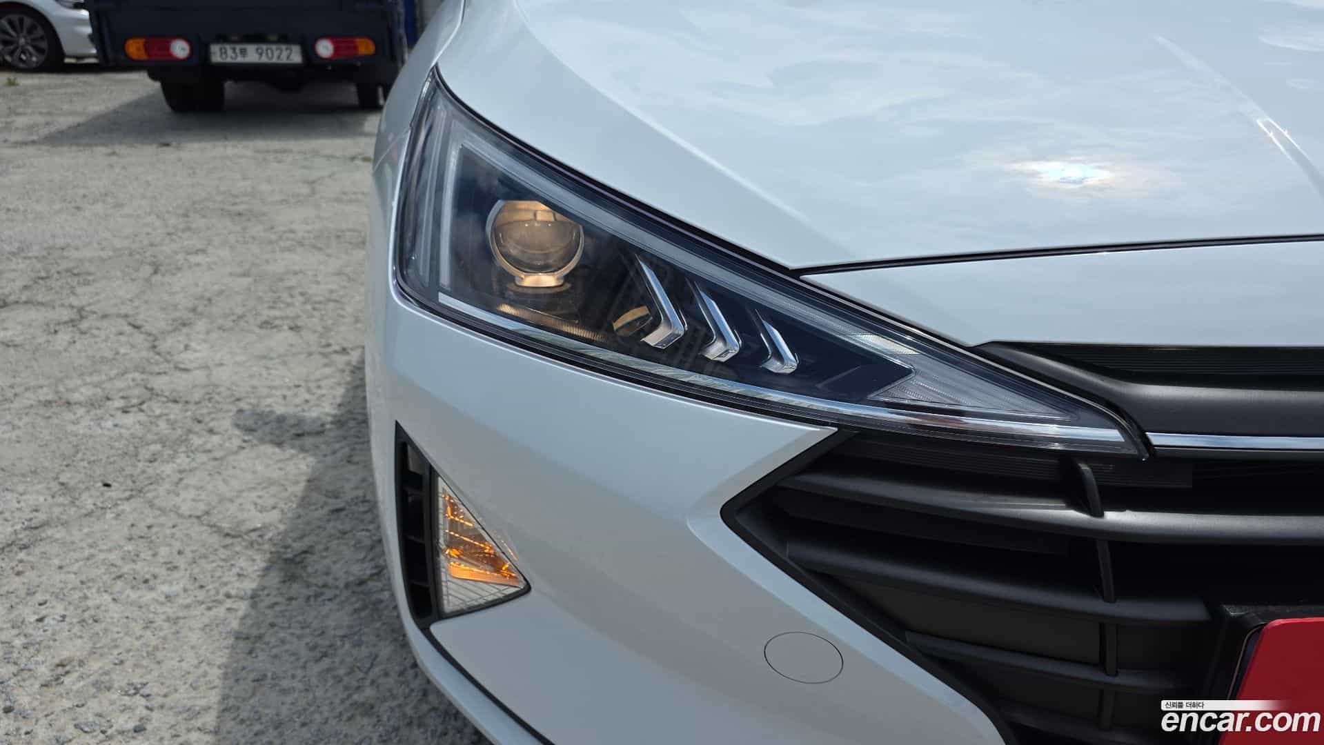 AVANTE Hyundai 2019.4-OUTER-032
