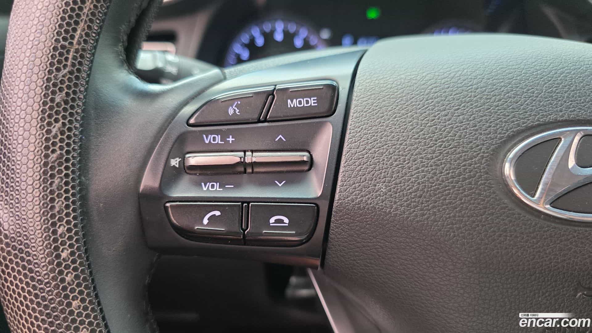 AVANTE Hyundai 2019.4-OPTION-044
