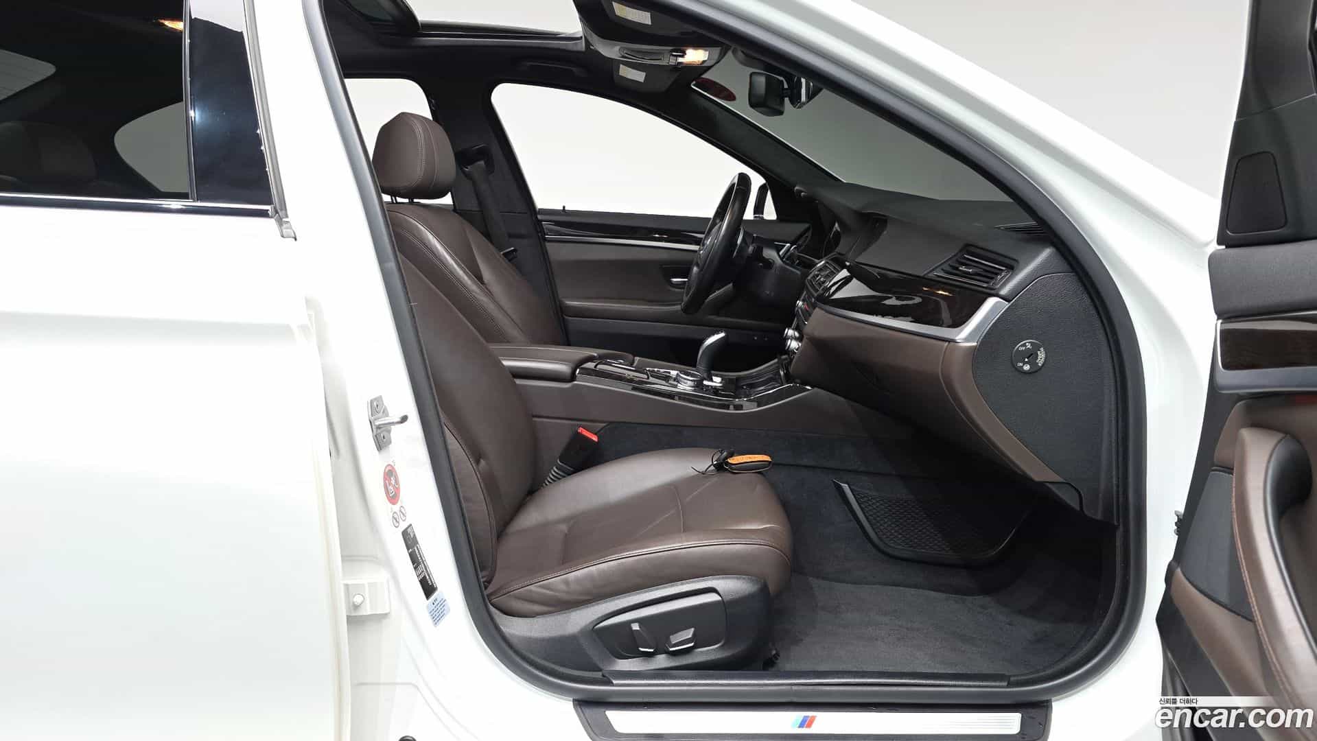 5-Series BMW 2016.10-INNER-036