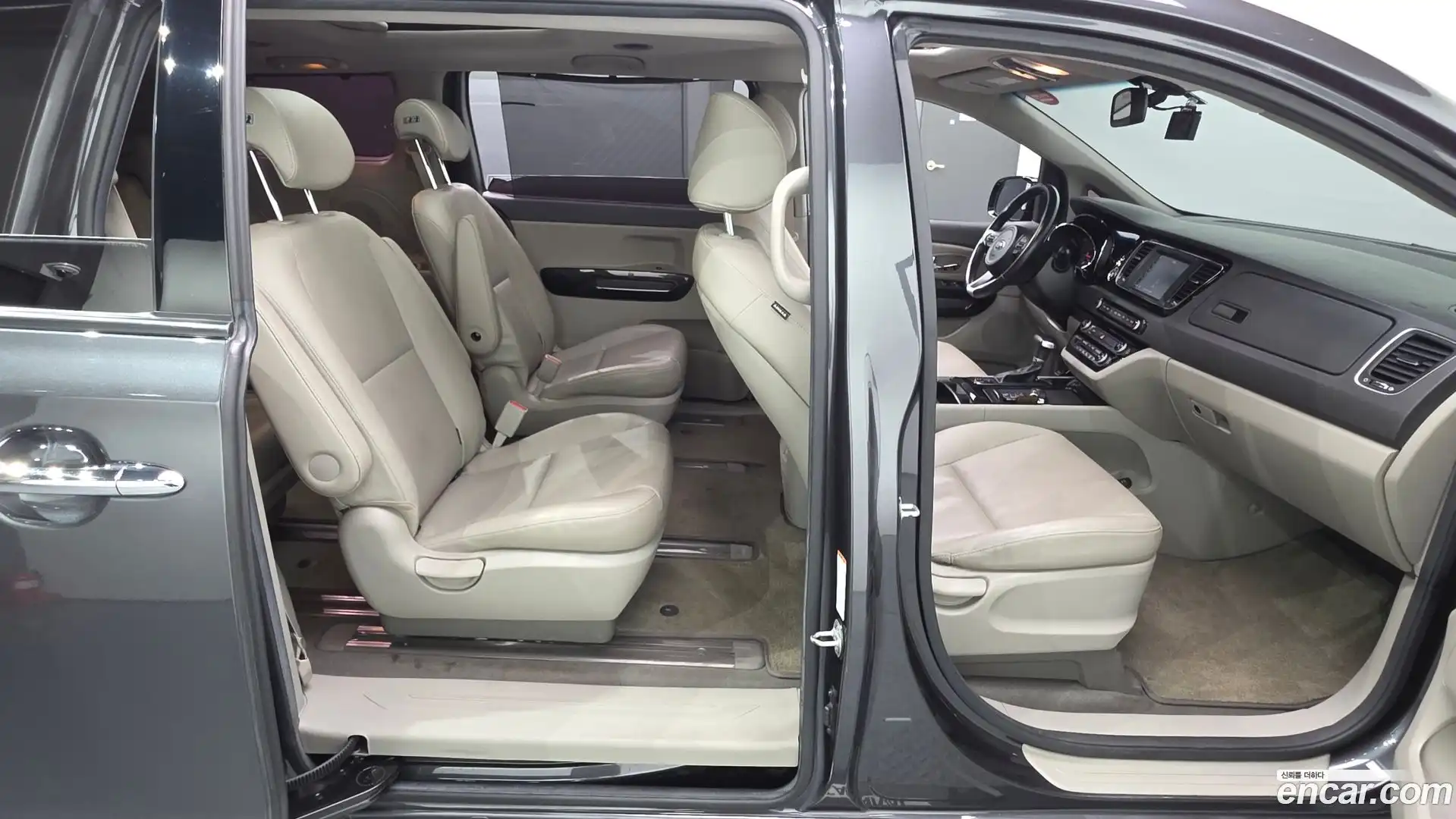 Canival Kia 2017.11-OPTION-015