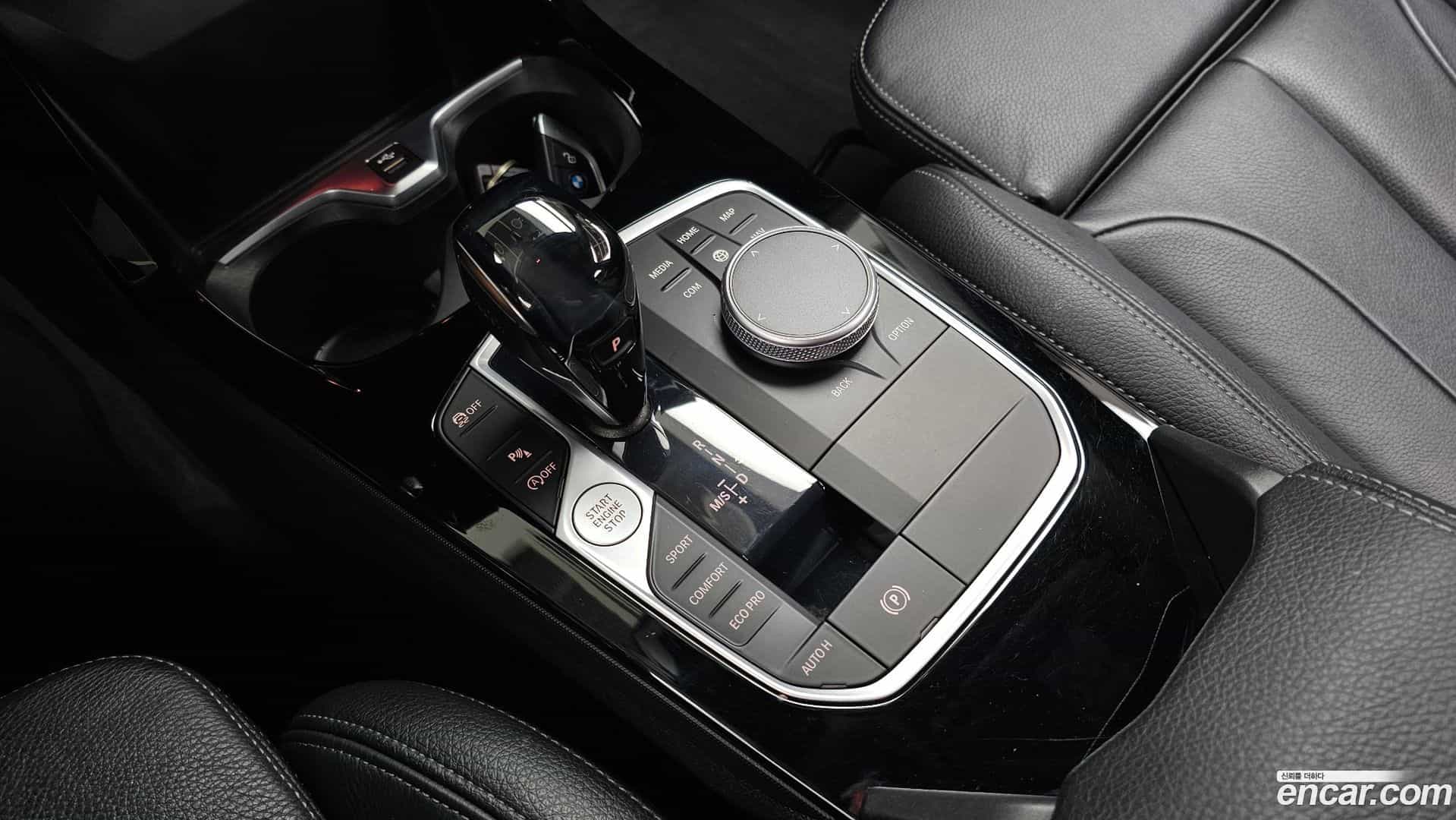 1-Series BMW 2021.5-INNER-009