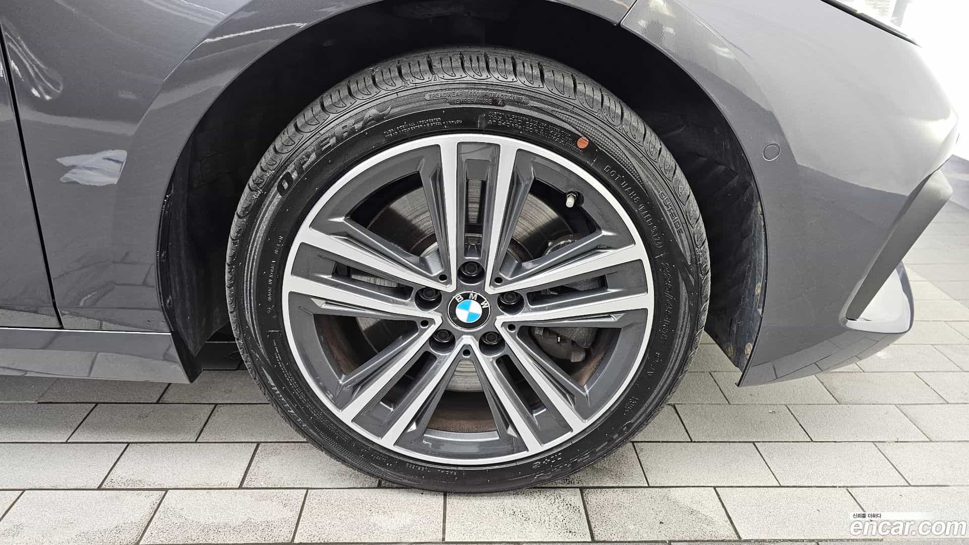 1-Series BMW 2021.5-OUTER-031