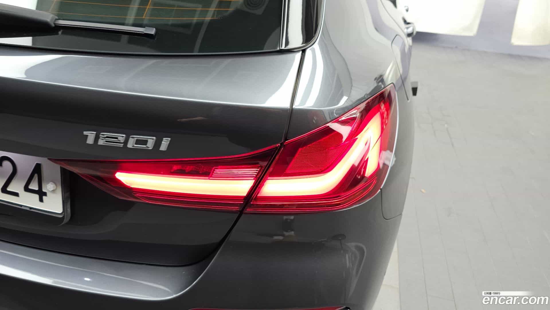 1-Series BMW 2021.5-OUTER-033