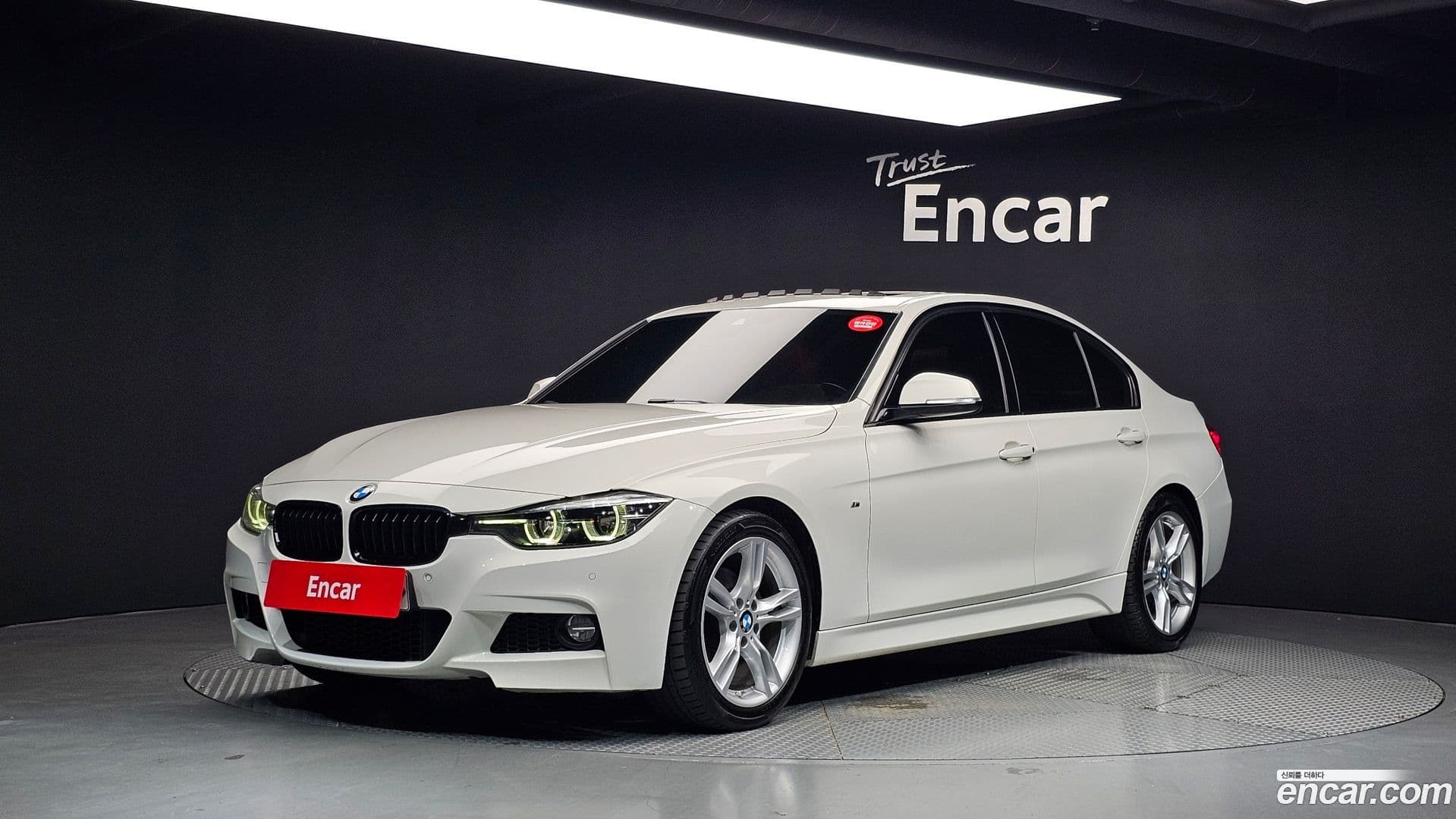 Main__Slider__Photo:3-Series BMW 2018.5-0