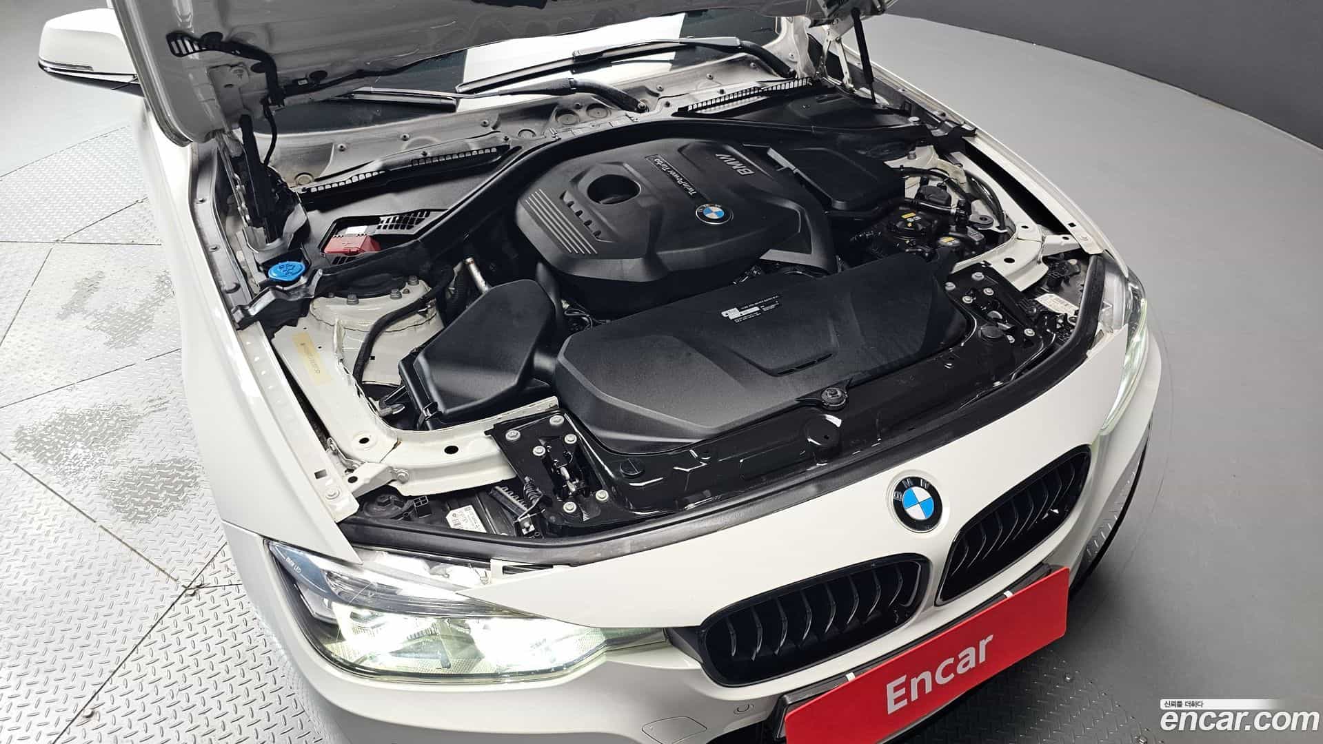 3-Series BMW 2018.5-OUTER-006