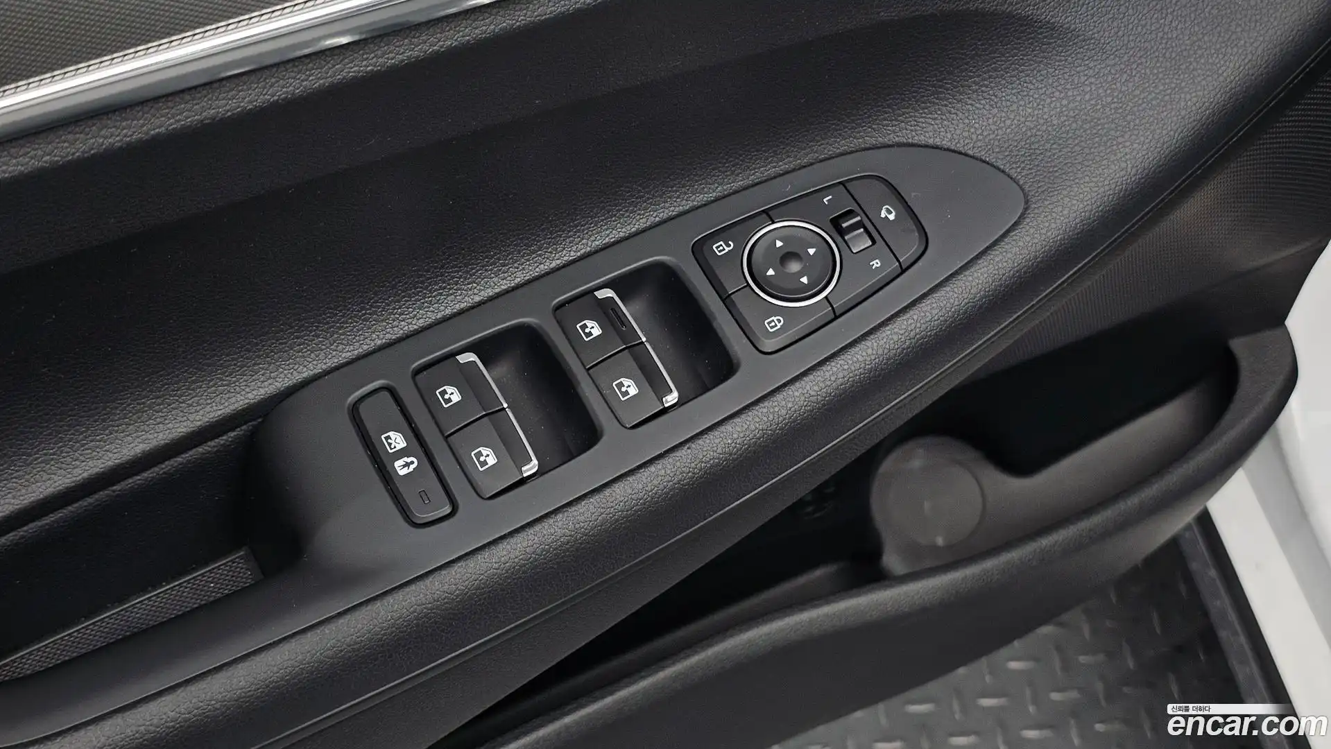 Grandeur Hyundai 2021.5-OPTION-043