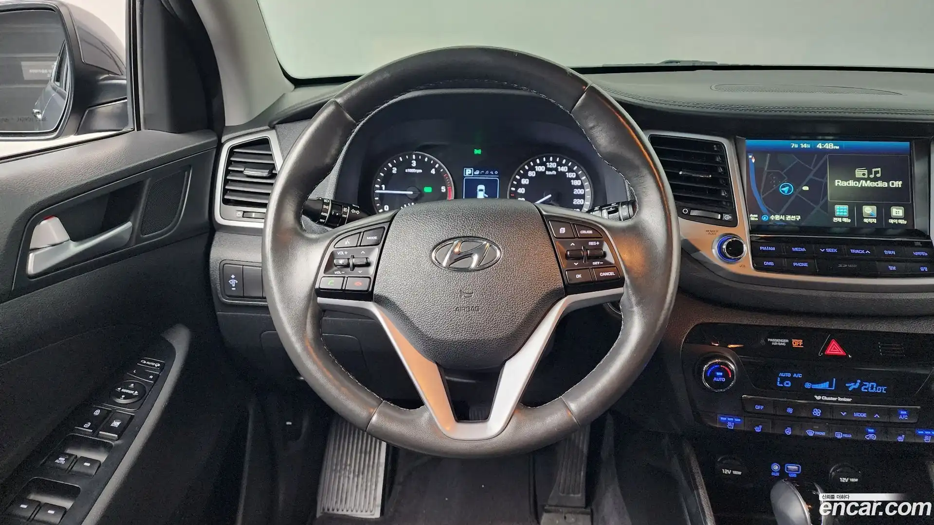 Tucson Hyundai 2016.7-OPTION-017