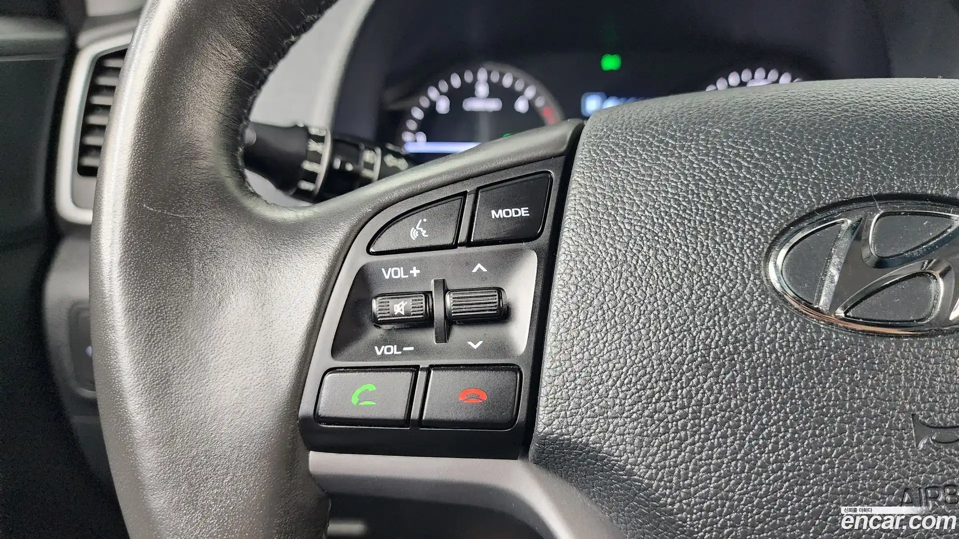 Tucson Hyundai 2016.7-OPTION-021